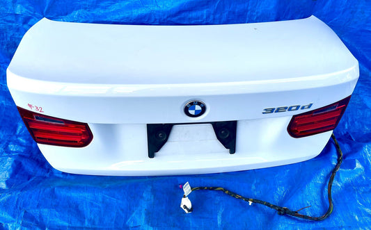 Hayon coffre BMW serie 3